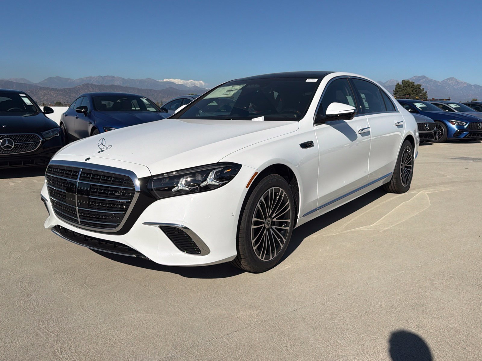 New 2027 Mercedes-Benz S 580 4MATIC Sedan image 4