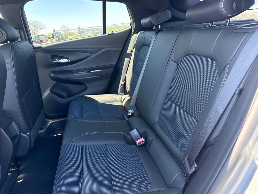 New 2026 Buick Envista Preferred FWD image 30