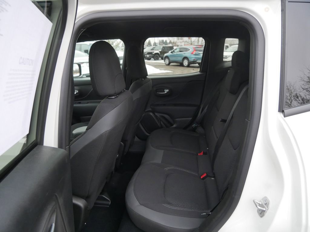 Used 2022 Jeep Renegade Altitude w/ Convenience Group image 11