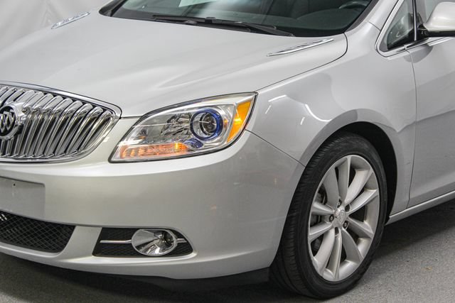 Used 2016 Buick Verano Leather w/ Experience Buick Package FWD image 5