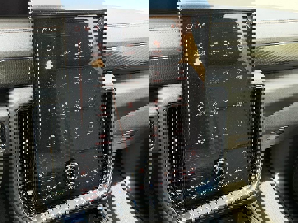 New 2026 GMC Yukon AT4 w/ AT4 Premium Plus Package image 30