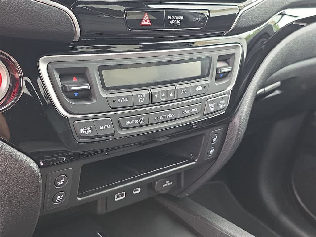 Certified 2026 Honda Ridgeline Black Edition image 24