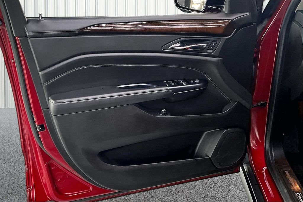 Used 2014 Cadillac SRX Luxury AWD/4WD image 19