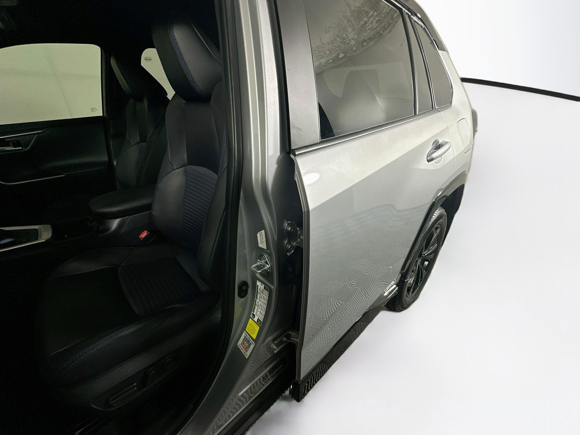 Certified 2025 Toyota RAV4 XSE w/ Weather Package AWD/4WD image 12