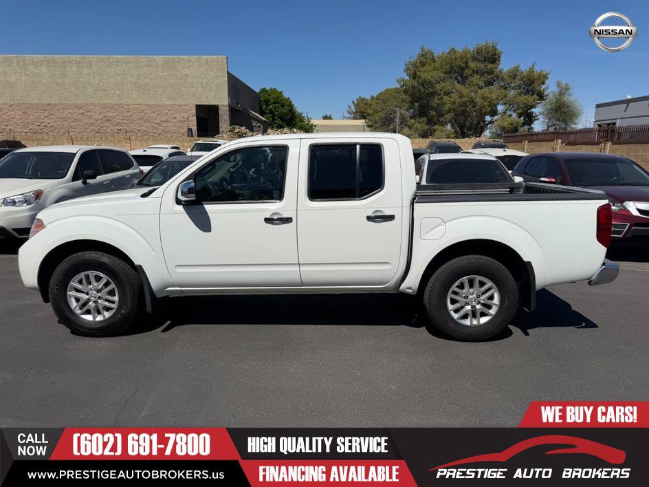 Used 2015 Nissan Frontier SV w/ SV Value Truck Package AWD/4WD image 5