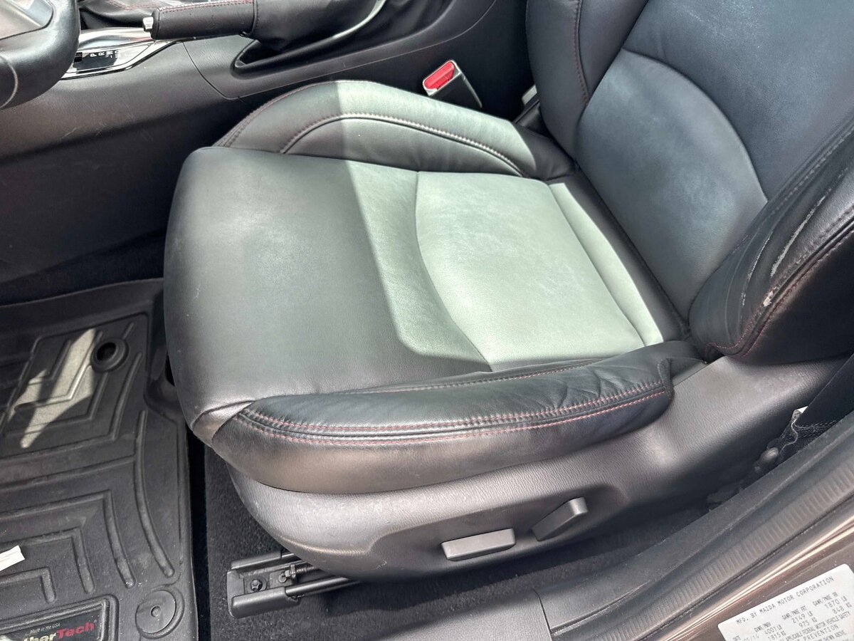 Used 2014 MAZDA MAZDA3 i Grand Touring FWD image 19
