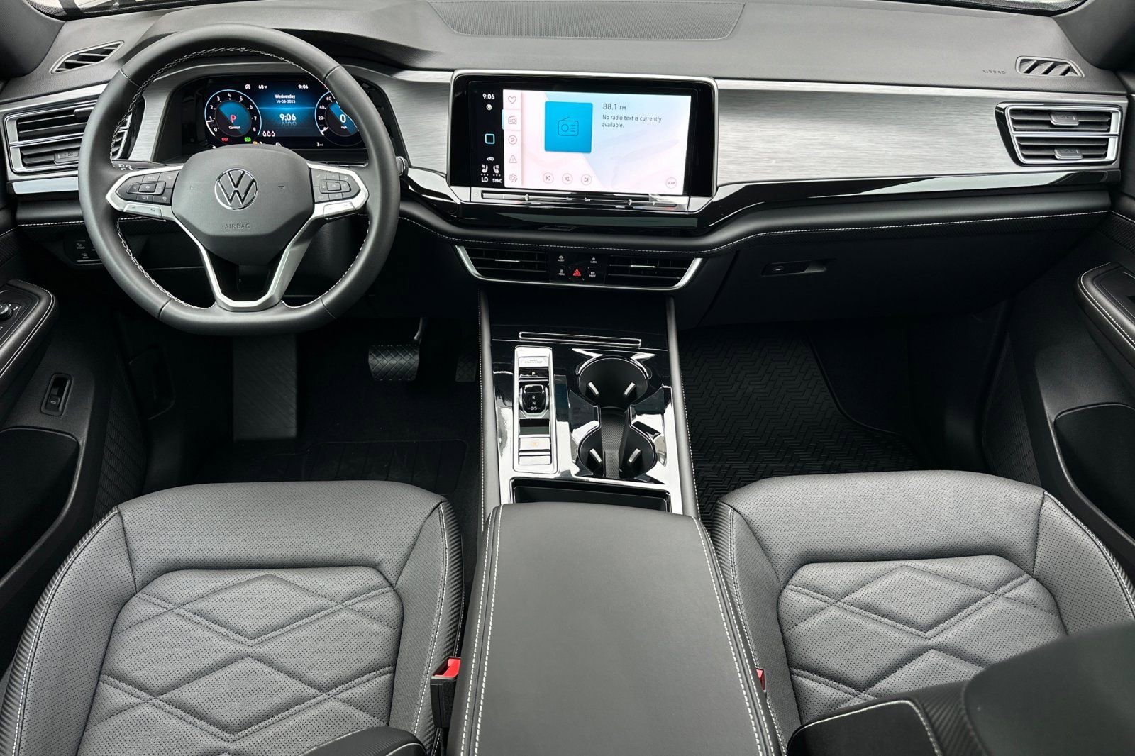 New 2026 Volkswagen Atlas Cross Sport SE FWD image 11