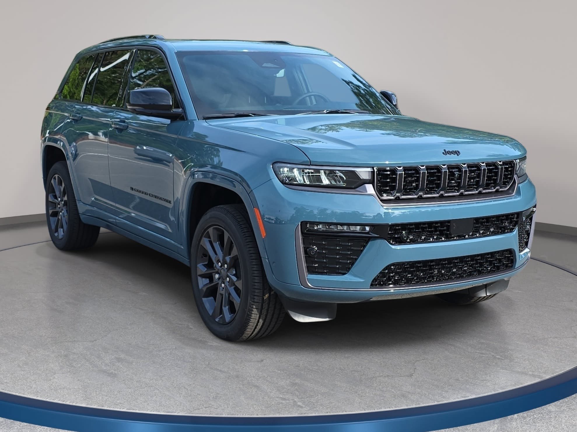 New 2026 Jeep Grand Cherokee Limited Reserve AWD/4WD image 4