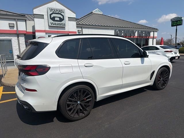 Used 2025 BMW X5 xDrive40i w/ Executive Package image 14