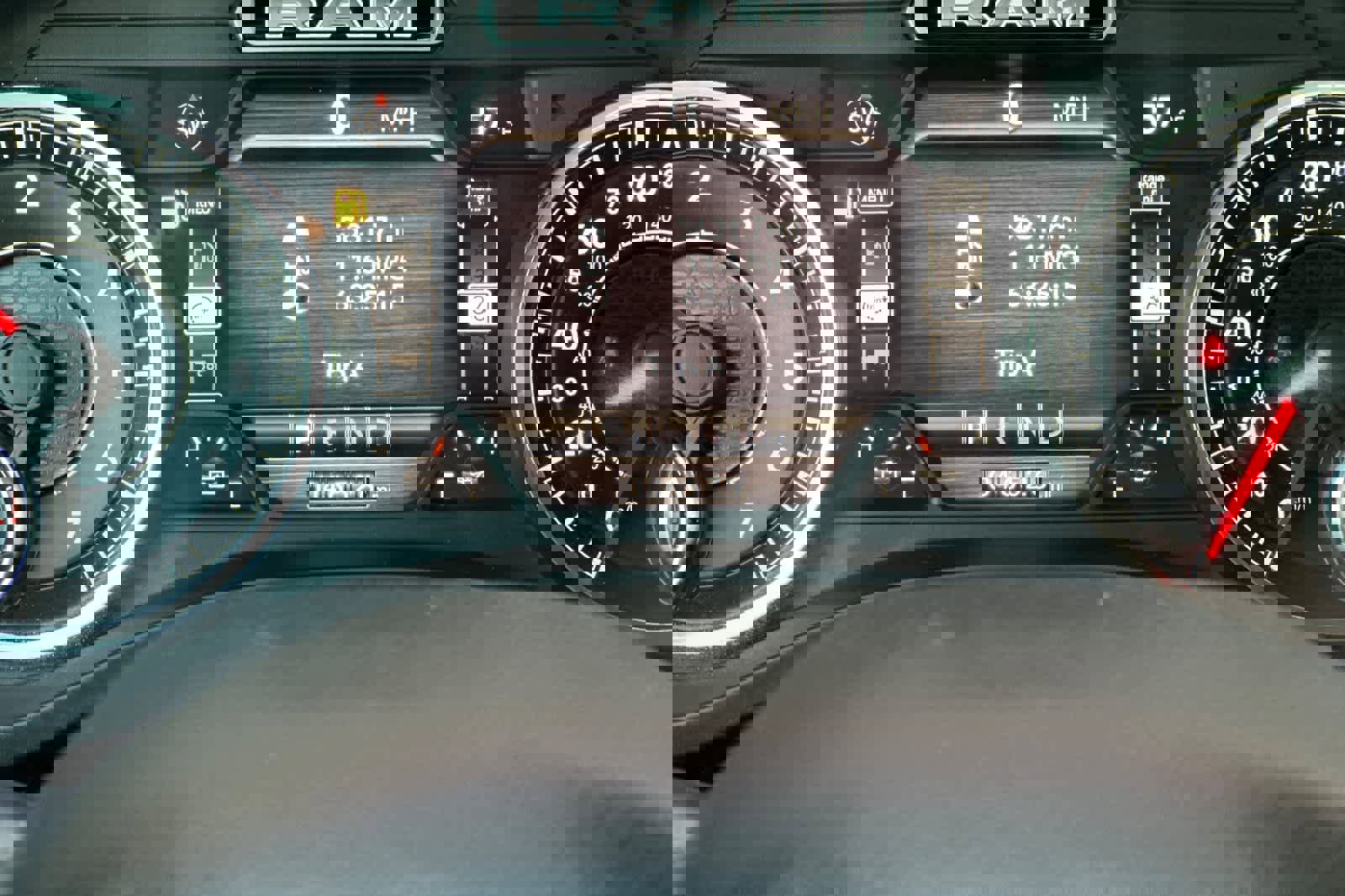 Used 2021 RAM 1500 Laramie image 29