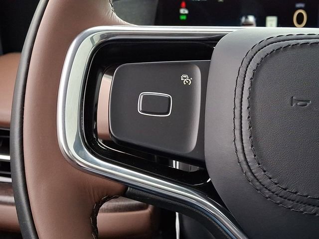 New 2026 Lincoln Navigator Reserve AWD/4WD image 18