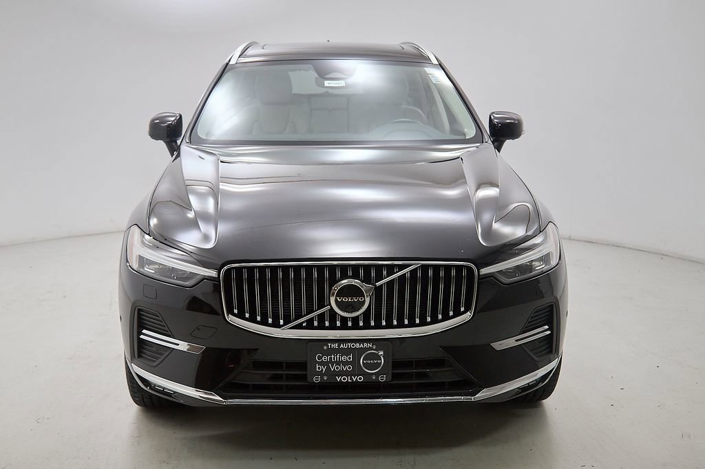 Certified 2023 Volvo XC60 B5 Plus w/ Climate Package image 5