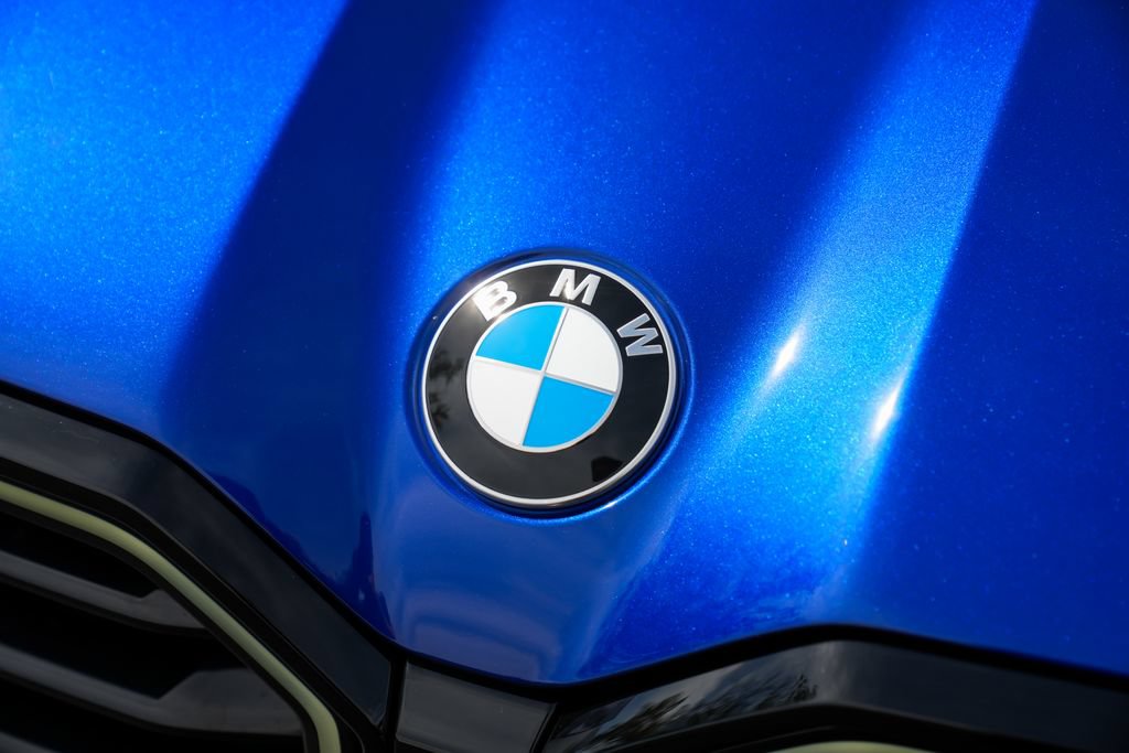 Used 2026 BMW XM Label Red AWD/4WD image 8