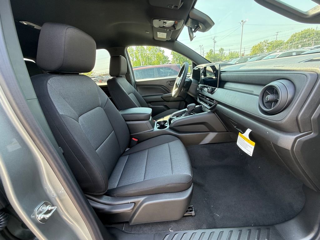 New 2026 Chevrolet Colorado W/T w/ WT Custom Package AWD/4WD image 23