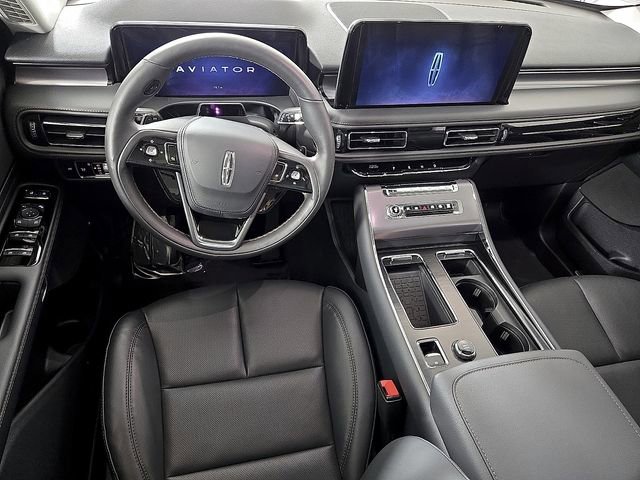 New 2026 Lincoln Aviator AWD image 12