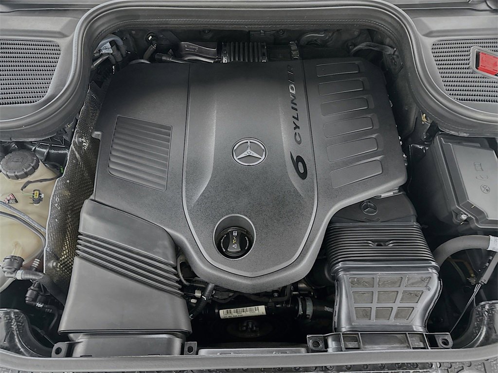 Used 2020 Mercedes-Benz GLS 450 4MATIC image 32