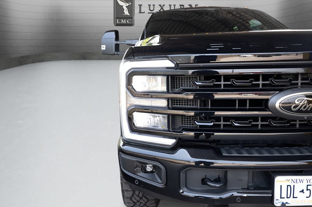 Used 2024 Ford F350 Lariat w/ Lariat Ultimate Package AWD/4WD image 16