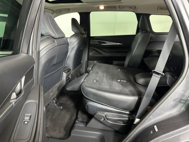 Used 2023 INFINITI QX60 Luxe image 26