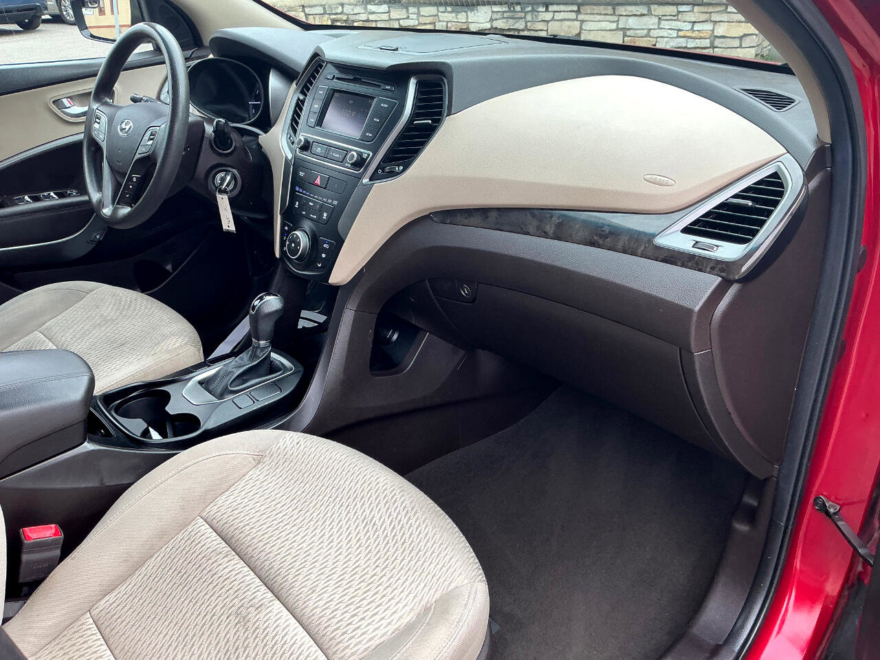 Used 2018 Hyundai Santa Fe Sport image 9