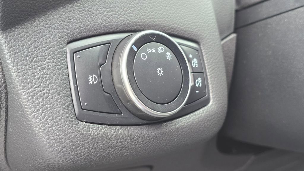 Used 2016 Ford Escape SE AWD/4WD image 26
