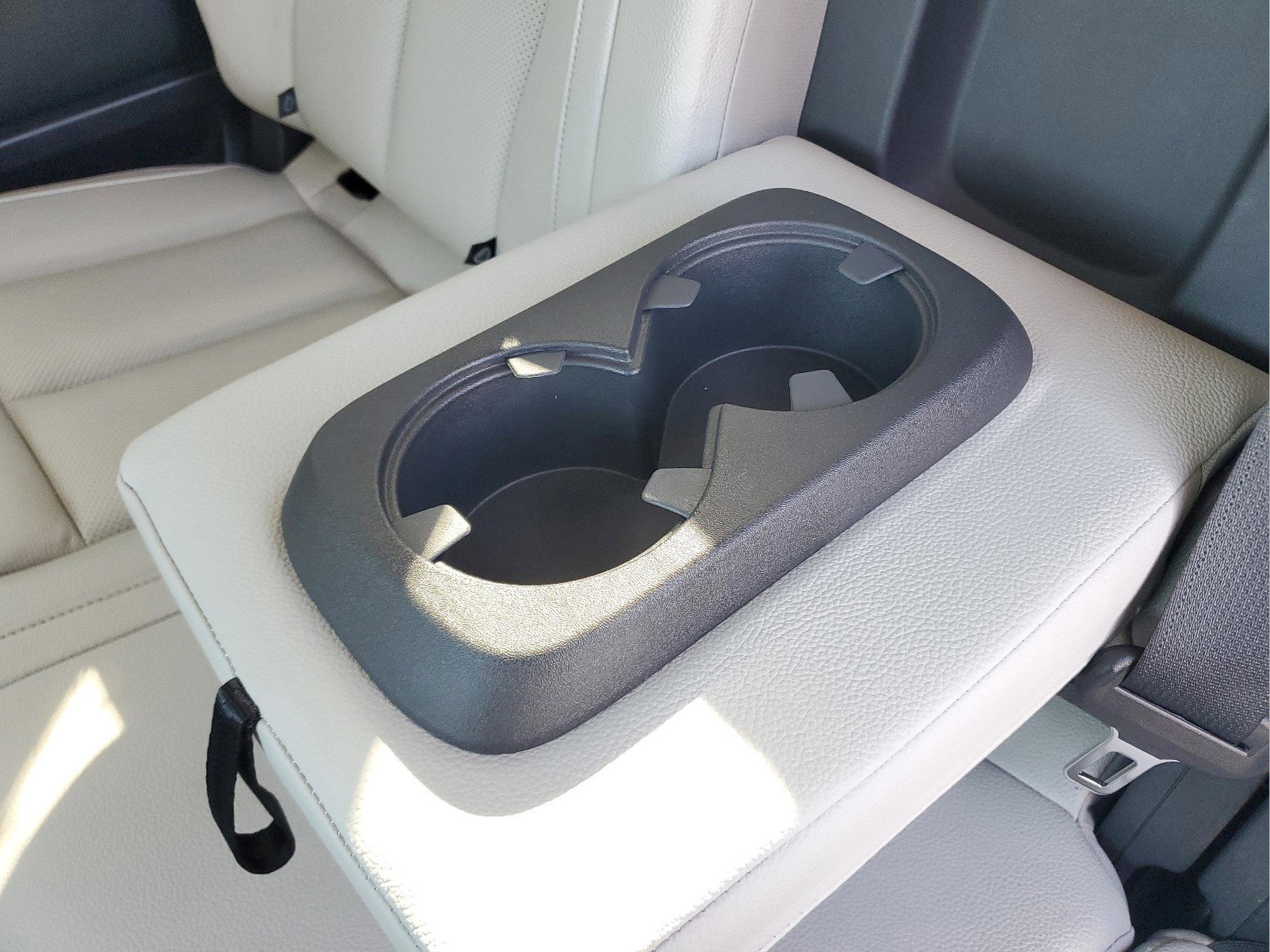 Used 2020 Nissan Titan SL w/ Moonroof Package image 8