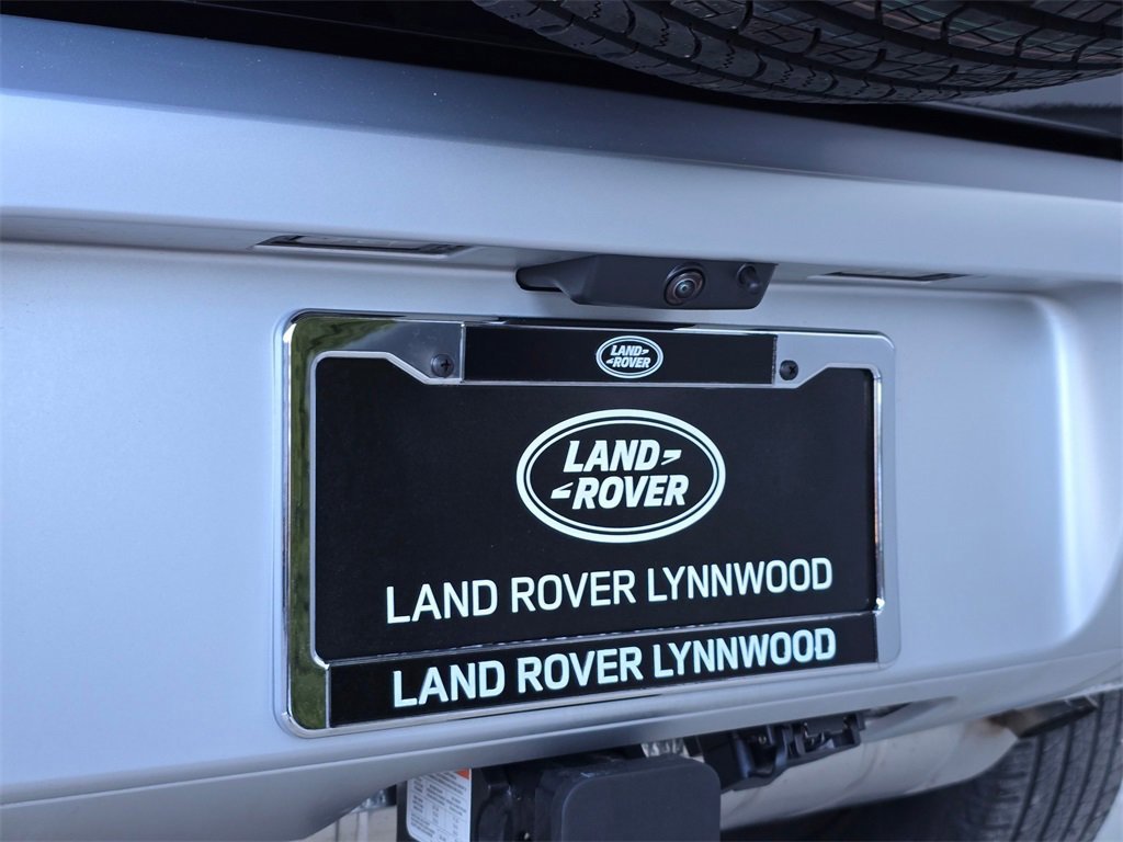 New 2025 Land Rover Defender 90 S image 8