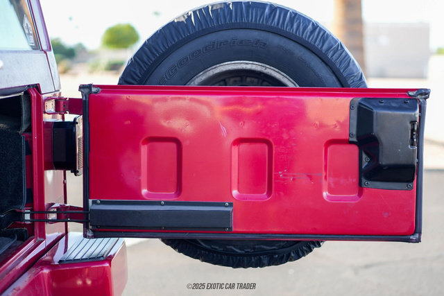 Used 1991 Jeep Wrangler Renegade AWD/4WD image 77