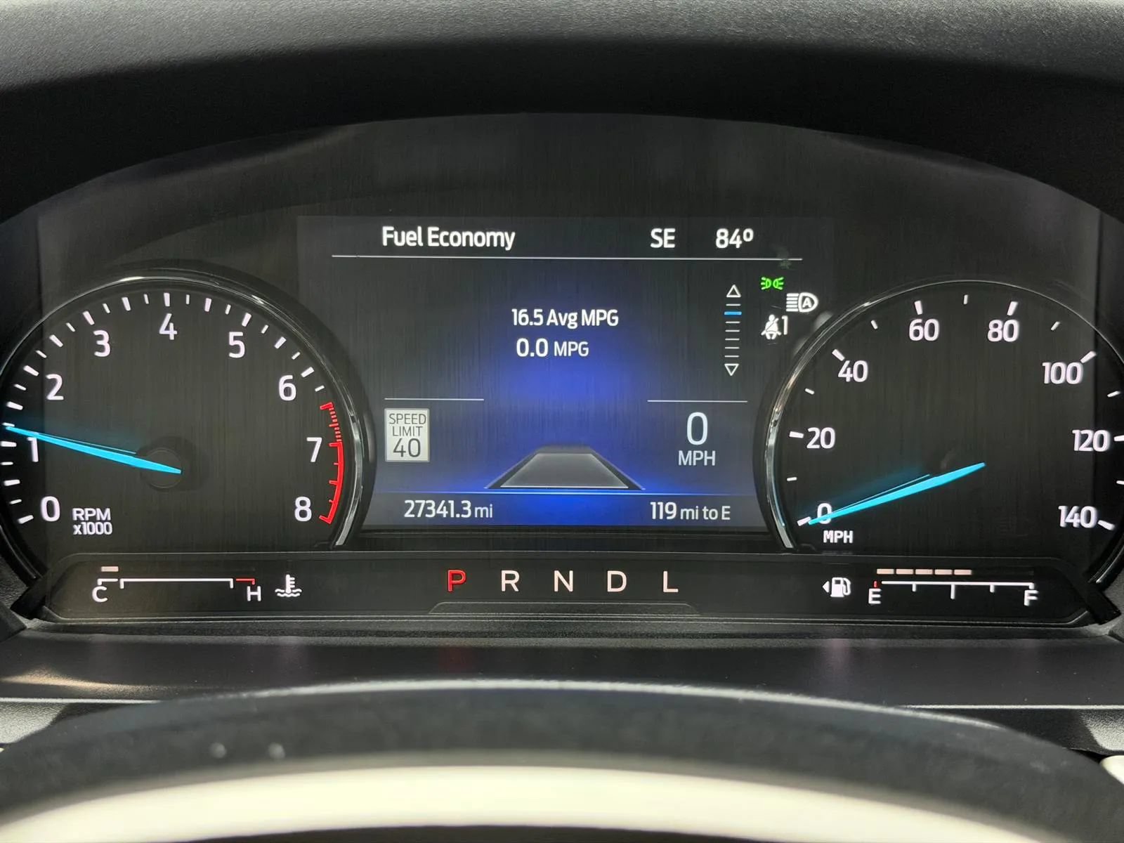 Used 2022 Ford Explorer XLT w/ Equipment Group 202A RWD image 39
