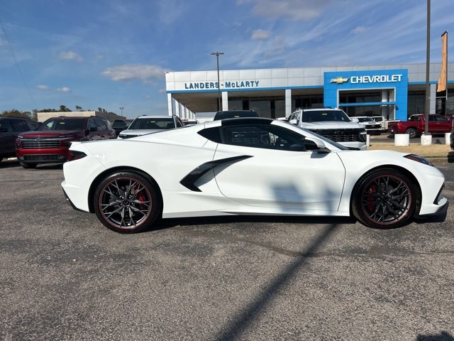 Used 2026 Chevrolet Corvette Stingray image 2