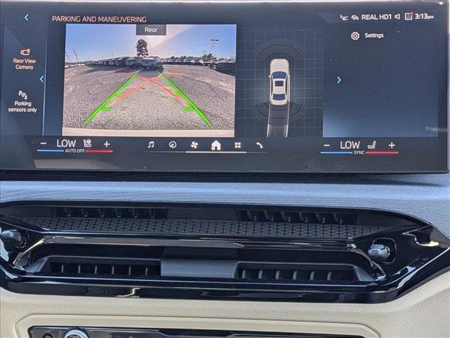 New 2026 BMW 330i Sedan w/ M Sport Package image 13