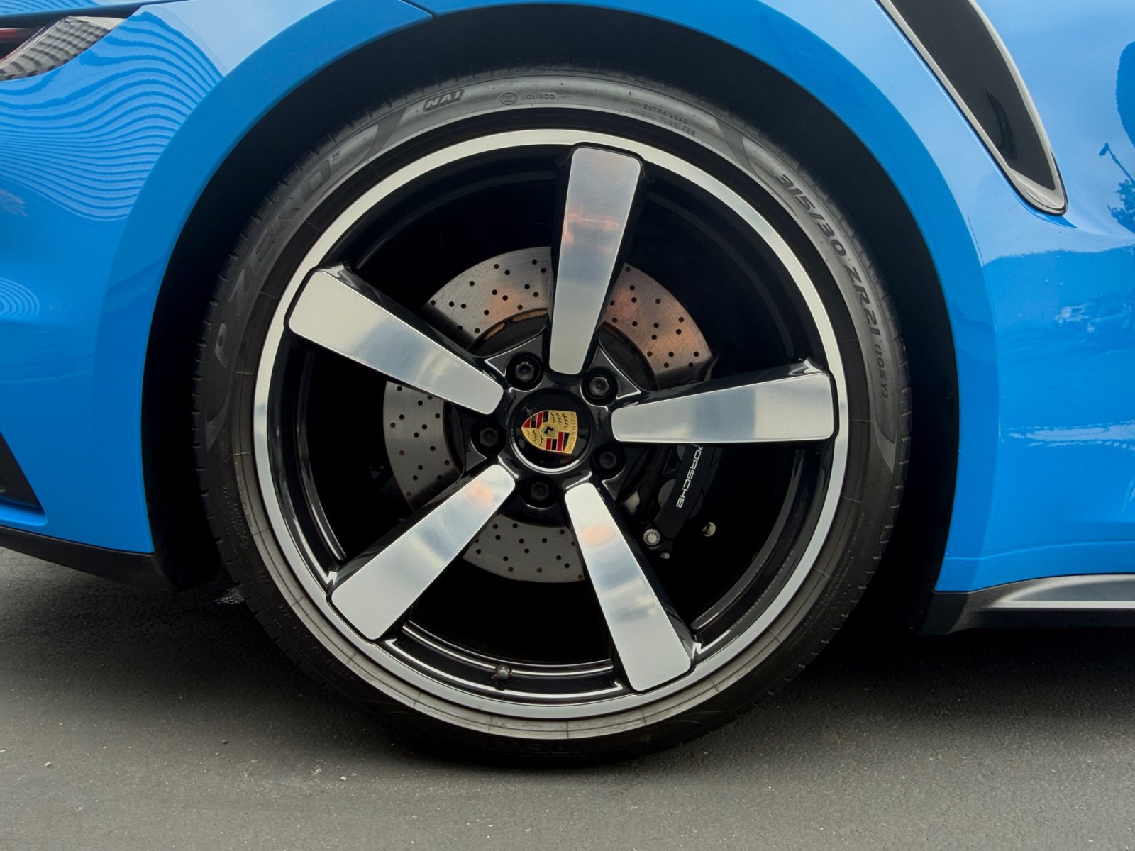 Certified 2022 Porsche 911 Turbo AWD/4WD image 9