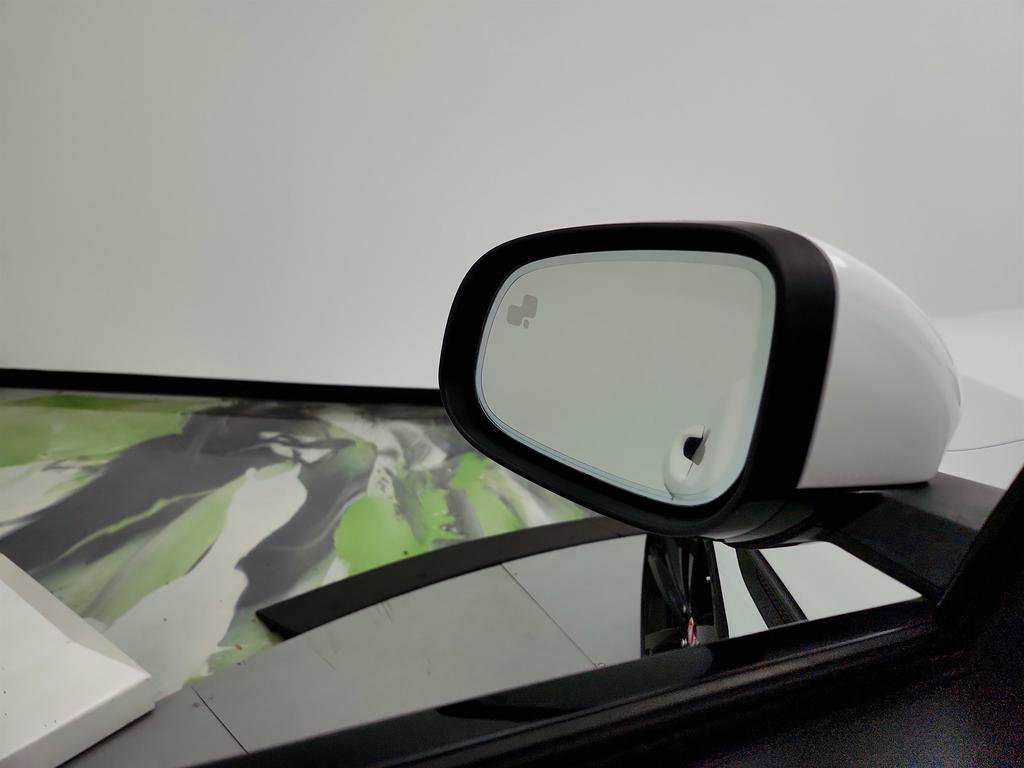 Used 2018 Jaguar XF S AWD/4WD image 15