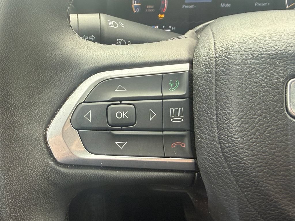 Used 2023 Jeep Compass High Altitude w/ Driver Assist Group I AWD/4WD image 26