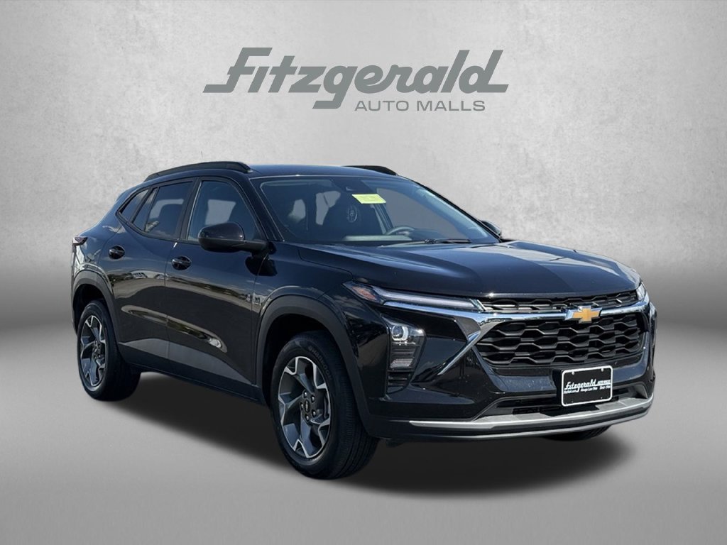 Used 2025 Chevrolet Trax LT FWD 360° Tour