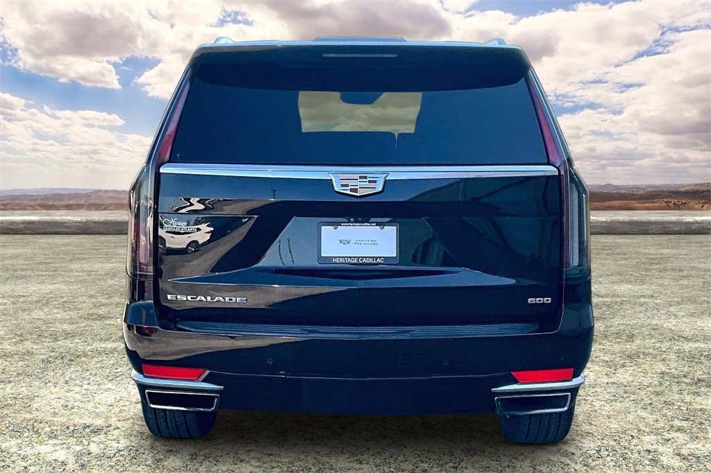 Used 2021 Cadillac Escalade Premium Luxury image 6