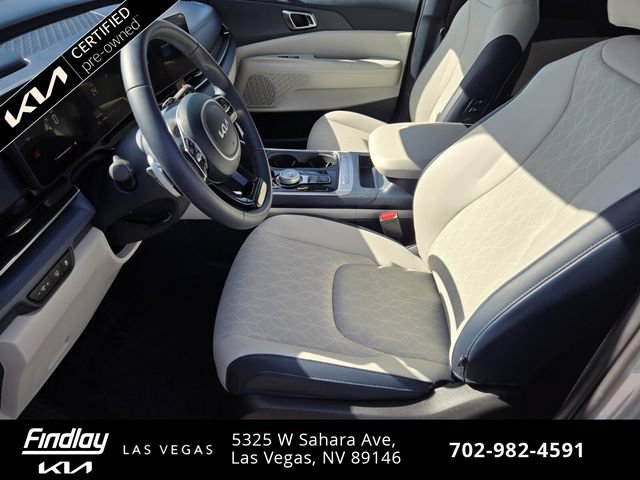 Certified 2026 Kia Carnival EX FWD image 11