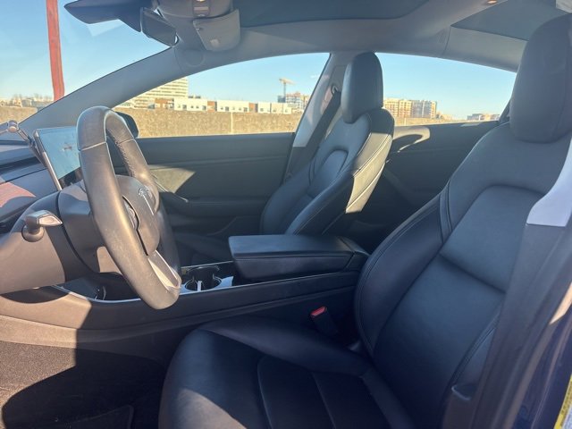 Used 2019 Tesla Model 3 image 6