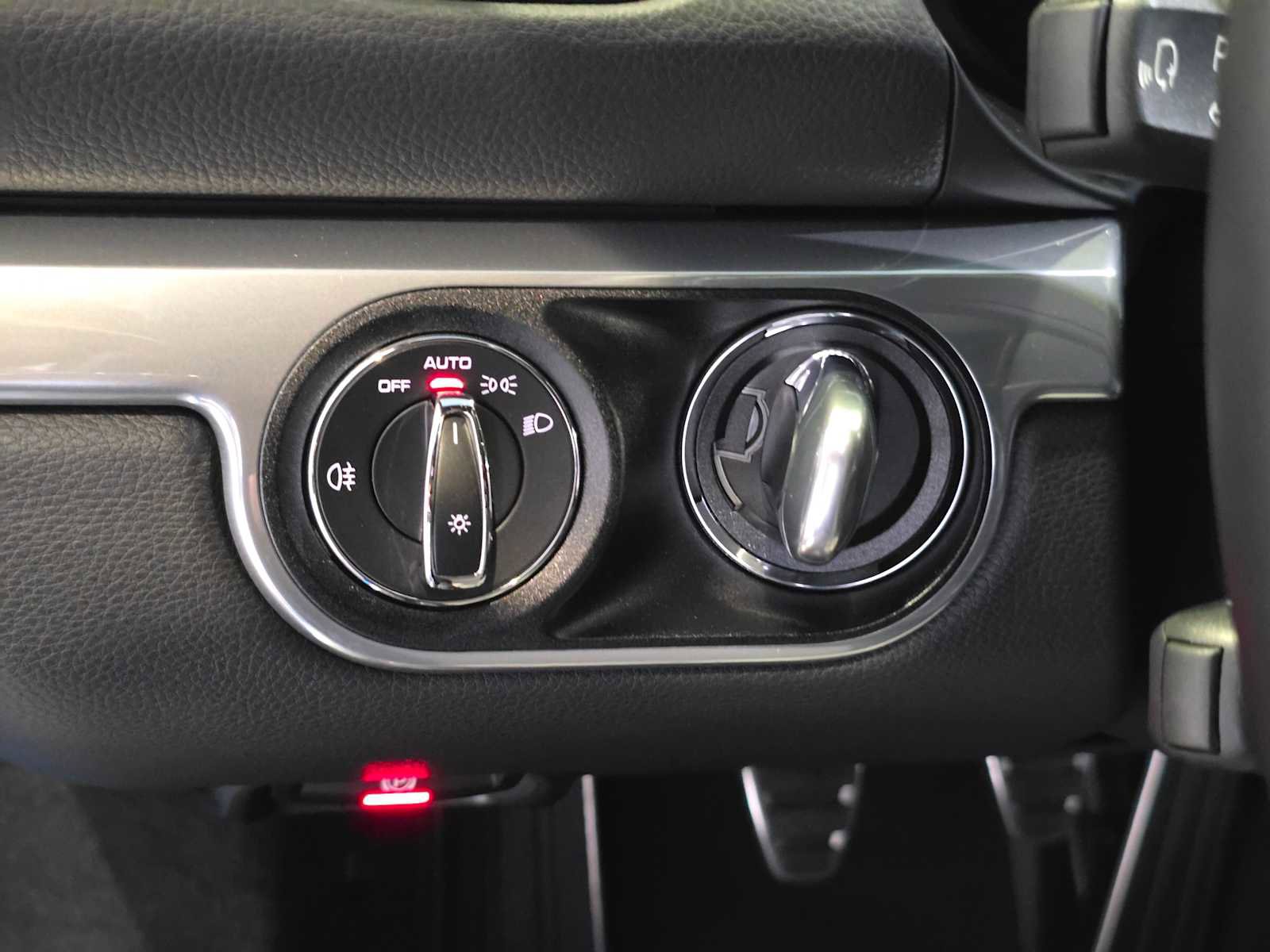 Used 2025 Porsche 718 Boxster S RWD image 22