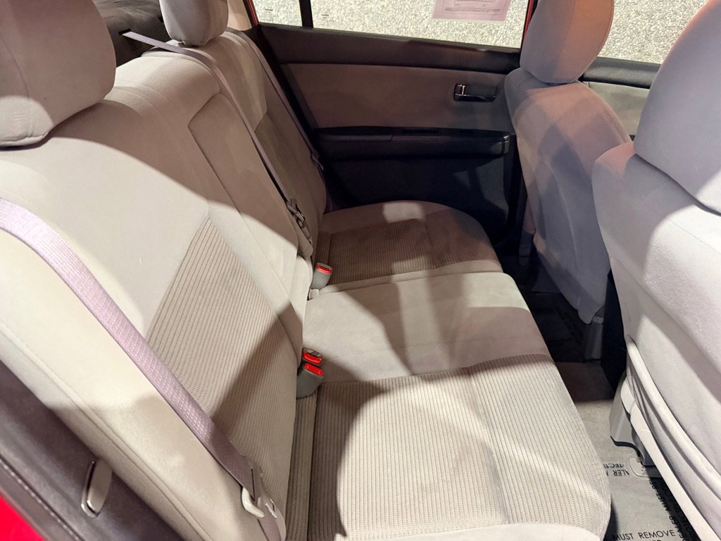 Used 2012 Nissan Sentra 2.0 SR w/ Convenience Pkg image 16