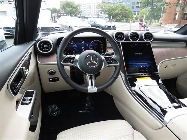 Used 2026 Mercedes-Benz GLC 300 4MATIC image 10