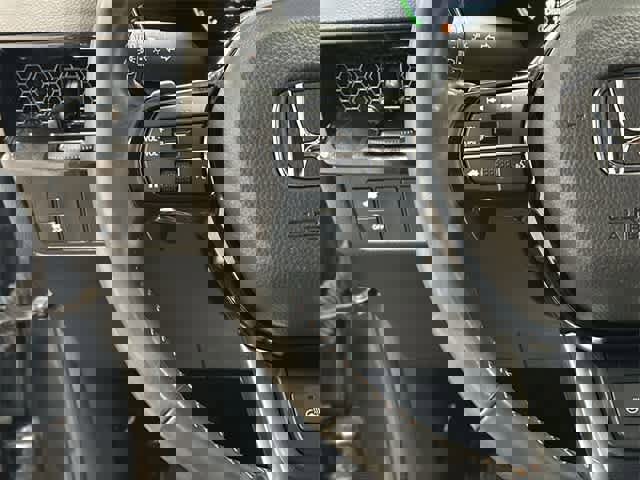 Used 2023 Honda CR-V Sport Touring image 9