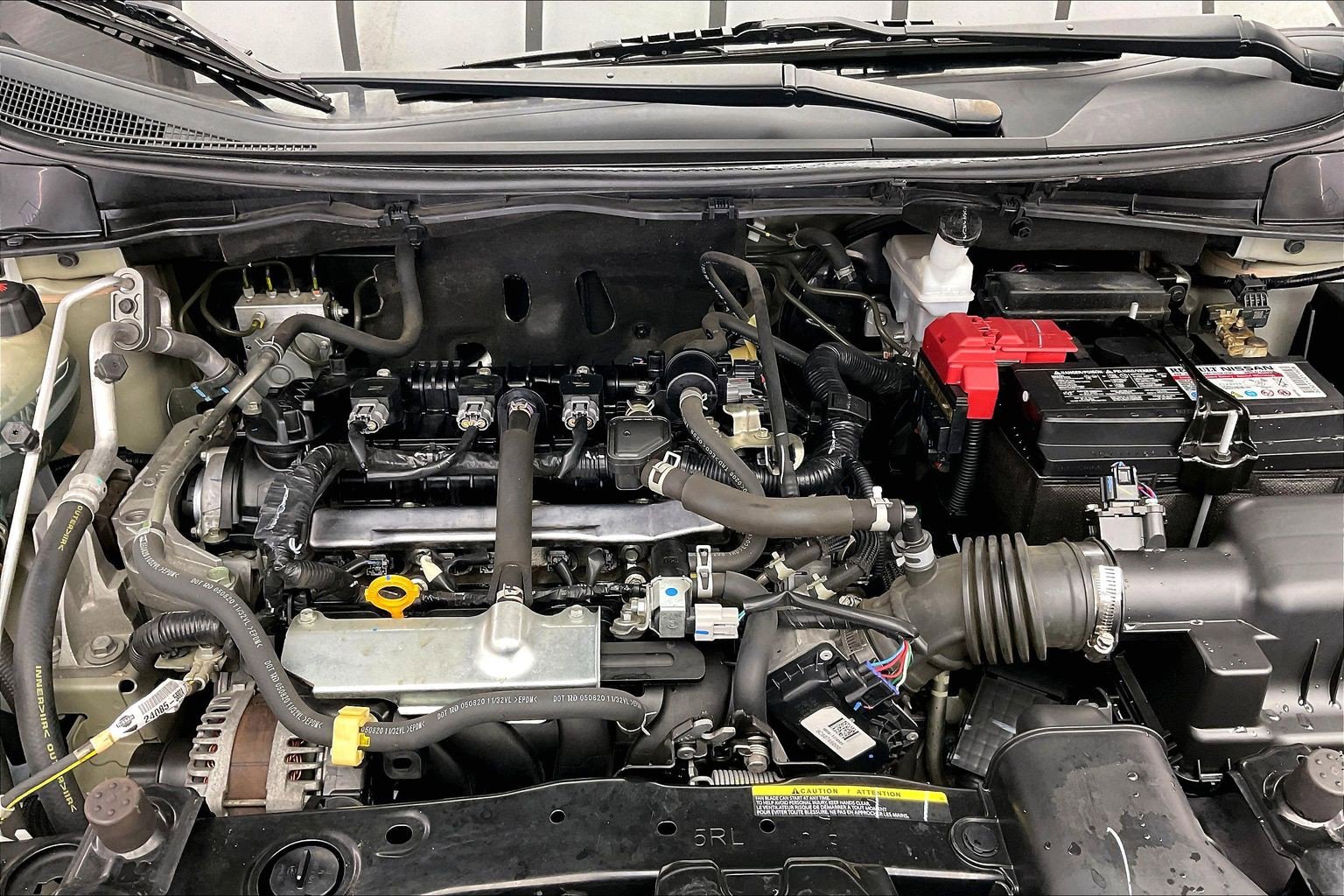 Used 2021 Nissan Versa SV FWD image 9