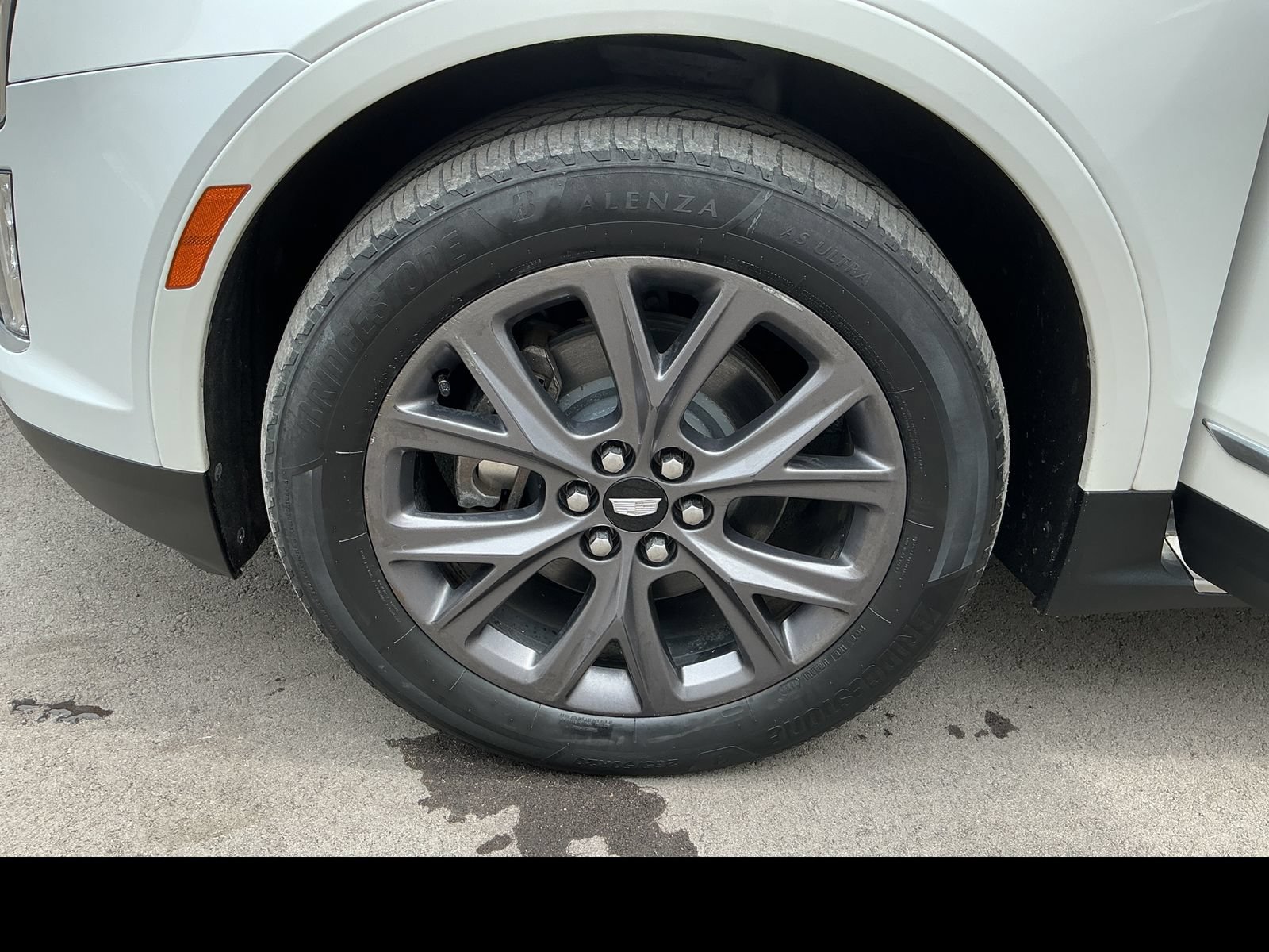 Used 2019 Cadillac XT5 Luxury w/ Sport Package FWD image 28