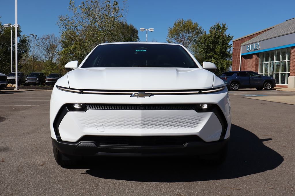 New 2026 Chevrolet Equinox EV LT image 4