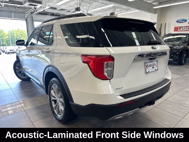 Used 2023 Ford Explorer XLT w/ Equipment Group 202A AWD/4WD image 17