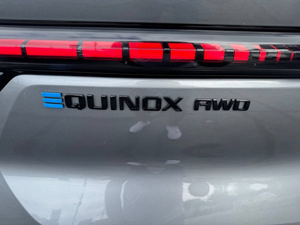 Used 2024 Chevrolet Equinox EV RS AWD/4WD image 7