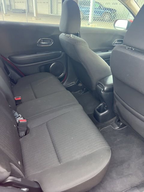 Used 2017 Honda HR-V EX image 11