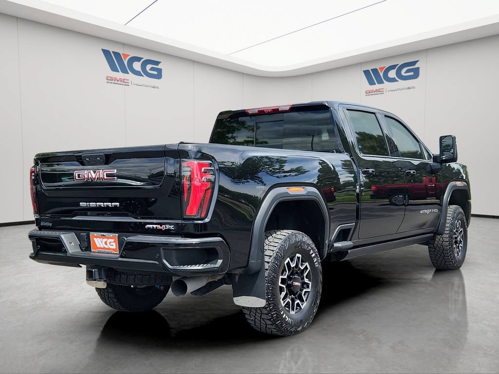 Used 2024 GMC Sierra 2500 AT4X AWD/4WD image 4