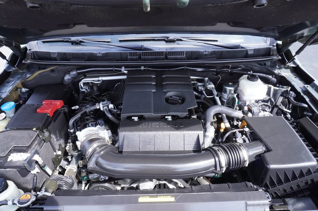 Certified 2024 Nissan Frontier SL w/ Technology Package image 7