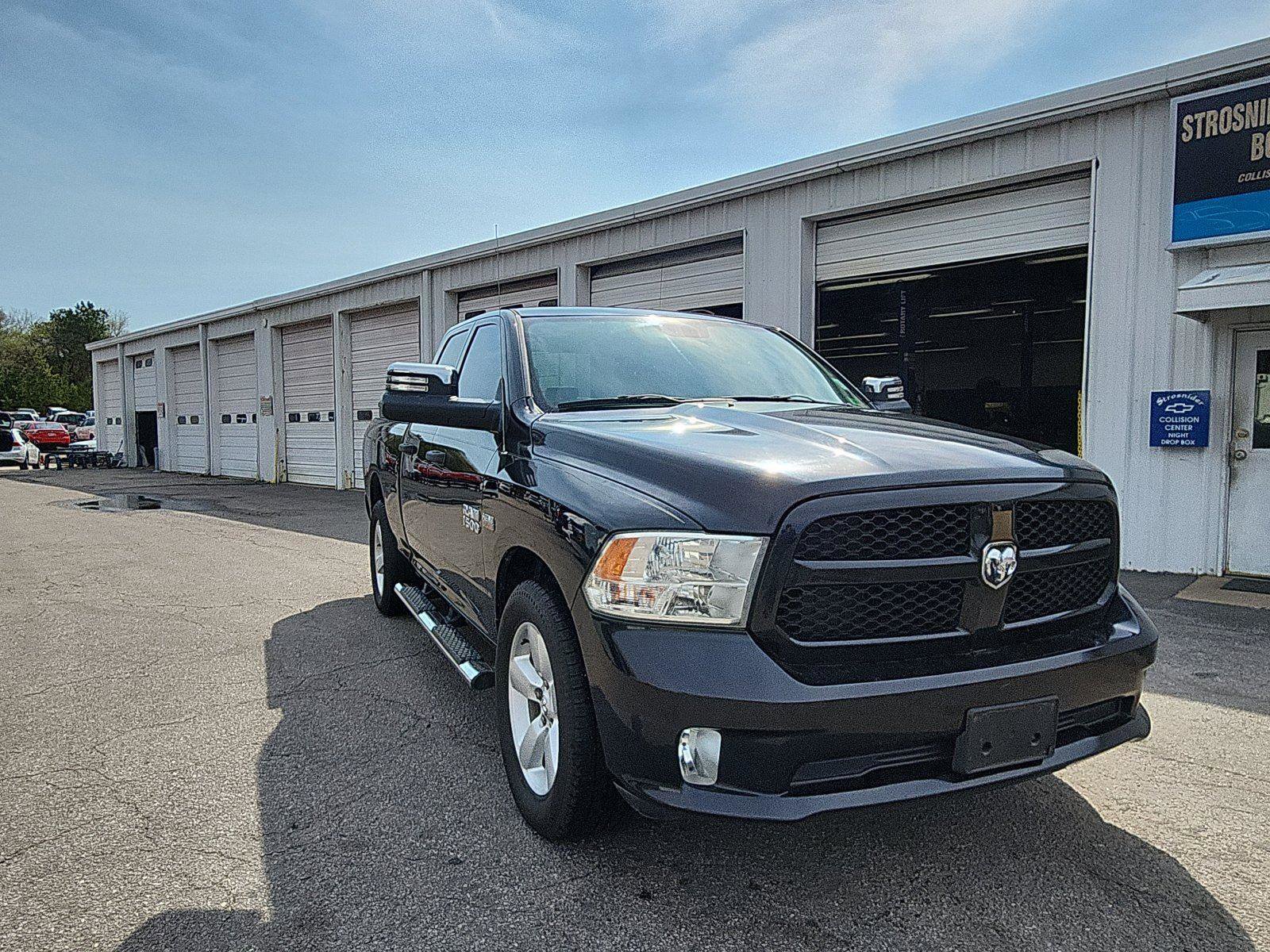 Used 2015 RAM 1500 Express image 7